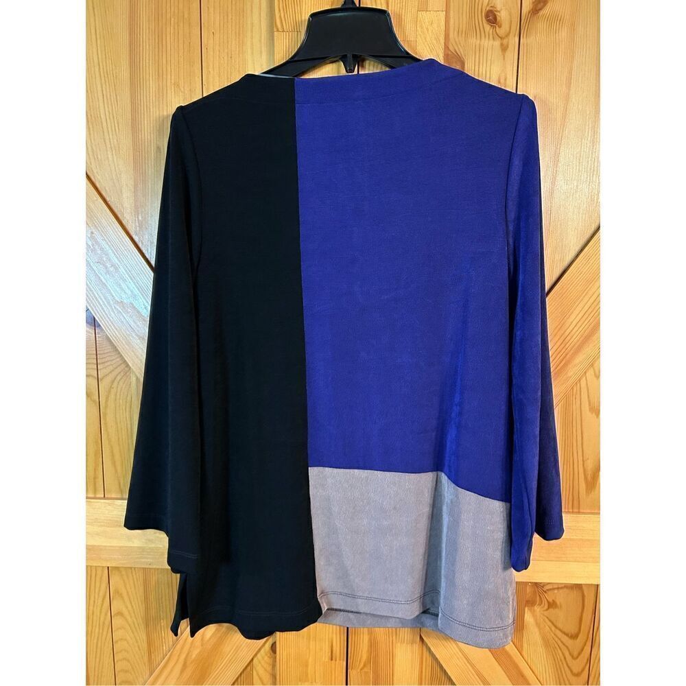 Chico’s Travelers Colorblock Tunic Size Medium nwt (4966) - Picture 7 of 7